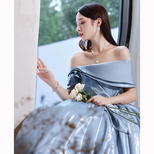 Elegant Sky Blue Satin Prom Dresses 2022 A-Line / Princess Off-The-Shoulder Short Sleeve Bow Backless Sweep Train Formal Dresses
