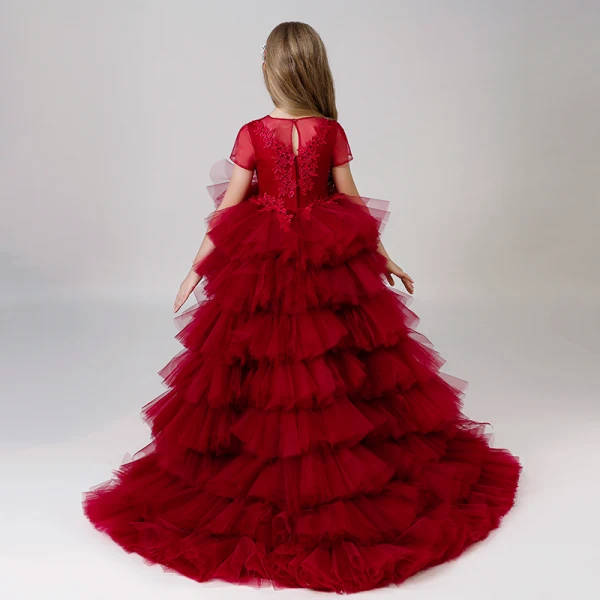 Chic / Beautiful Burgundy Cascading Ruffles Birthday Flower Girl Dresses 2022 Scoop Neck Ball Gown Lace Flower Short Sleeve Sweep Train Flower Girl Dresses