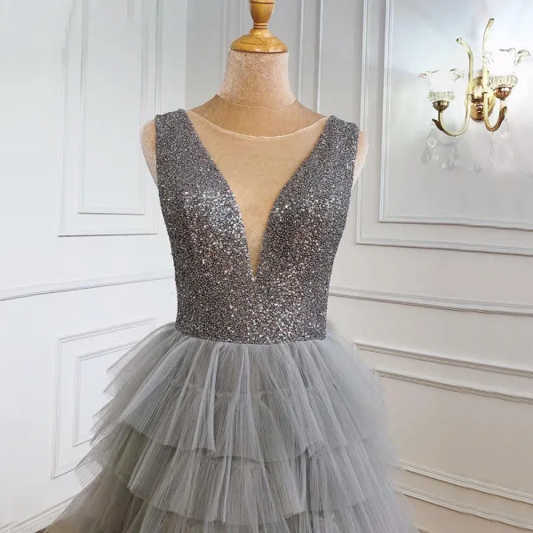 Charming Grey Beading Sequins Pleated Prom Dresses 2022 A-Line / Princess Scoop Neck Sleeveless Backless Floor-Length / Long Formal Dresses