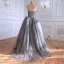 Charmant Gris Perlage Paillettes Plissée Robe De Bal 2022 Robe Boule Bustier Sans Manches Dos Nu Train De Balayage Robe De Ceremonie