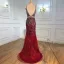 Haut de Gamme Bordeaux Perlage Faux Diamant Gland Robe De Soirée 2022 Trompette / Sirène Col v profond Sans Manches Dos Nu Longue Robe De Ceremonie