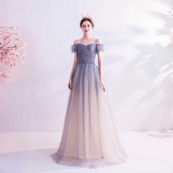 Charmant Bleu Ciel Dégradé De Couleur Robe De Bal 2020 Princesse Bretelles Spaghetti Faux Diamant Glitter Tulle Manches Courtes Dos Nu Longue Robe De Ceremonie