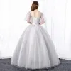 Élégant Gris Robe De Bal 2020 Princesse Encolure Dégagée Perle En Dentelle Fleur 1/2 Manches Dos Nu Longue Robe De Ceremonie