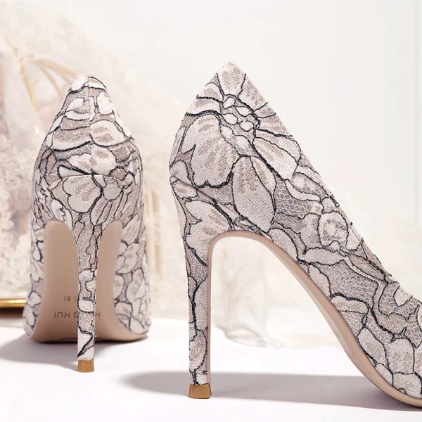 Sparkly Nude Lace Embroidered Wedding Shoes 2020 Glitter Sequins 10 cm Stiletto Heels Pointed Toe Wedding Pumps