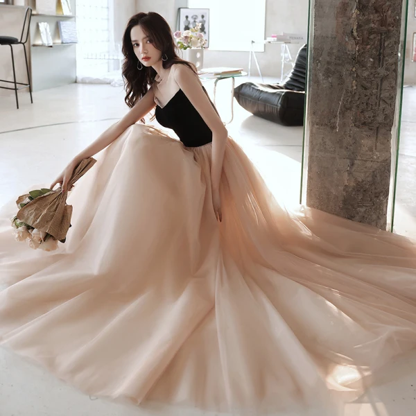 Flotte Sorte Gallakjoler 2021 Prinsesse Scoop Neck Rhinestone Bælte Ærmeløs Lange Galla Kjoler