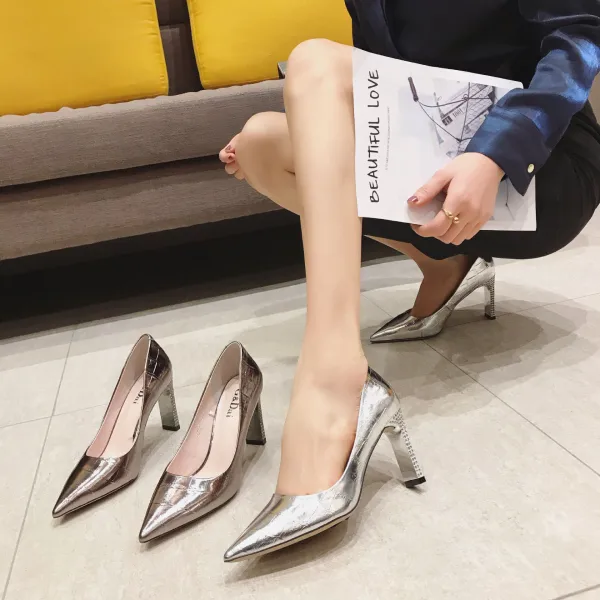 Silber Strassenmode Leder Herbst Frühling Sommer Thick Heels 8 cm Pumps 8 cm / 3 inch Spitzschuh 2020 Edles Pumps