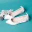 Élégant Ivoire Satin Plate Chaussure De Mariée 2020 Perle En Dentelle Fleur Noeud À Bout Pointu