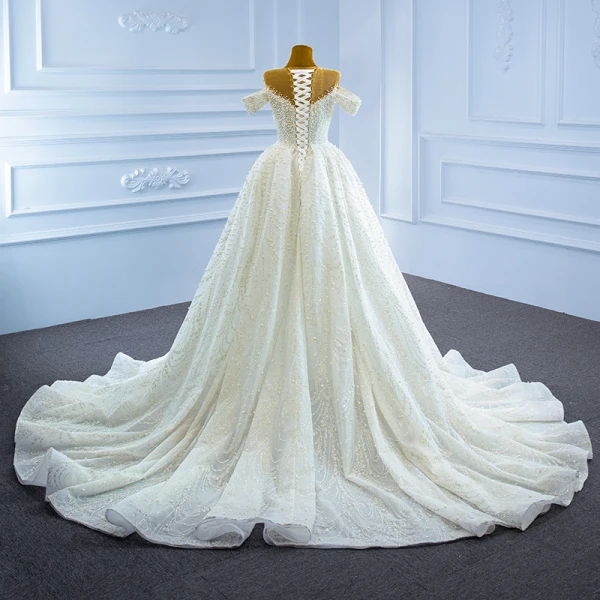 Illusion High-end Ivory Beading Pearl Wedding Dresses 2021 A-Line / Princess Scoop Neck Glitter Sleeveless Sequins Cathedral Train Wedding