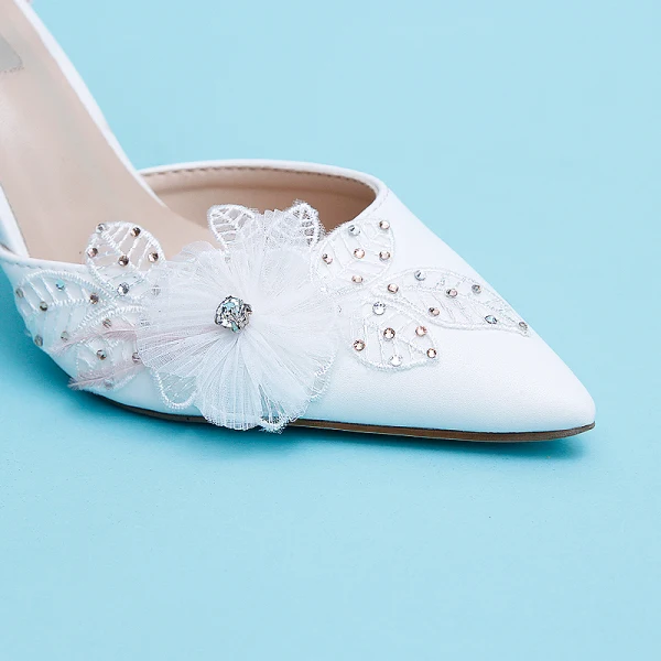 Élégant Ivoire Chaussure De Mariée 2020 Plumes Bride Cheville Perle Gland Appliques Faux Diamant 9 cm Talons Aiguilles À Bout Pointu Mariage Talons