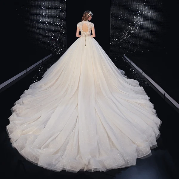 Chinese style Ivory Beading Wedding Dresses 2020 Ball Gown Scoop Neck Pearl Rhinestone Short Sleeve Backless Cathedral Train