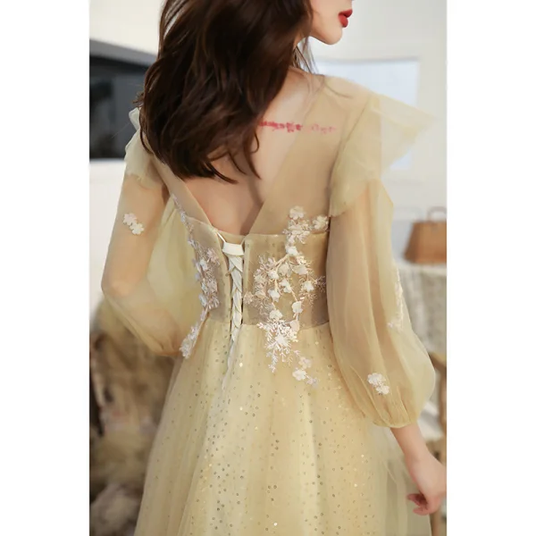 Chic / Beautiful Yellow Prom Dresses 2020 A-Line / Princess Scoop Neck Lace Flower Appliques Sequins Long Sleeve Backless Floor-Length / Long Formal Dresses