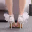Abordable Blanche Chaussure De Mariée 2020 Noeud Bride Cheville 11 cm Talons Aiguilles Peep Toes / Bout Ouvert Mariage Talons