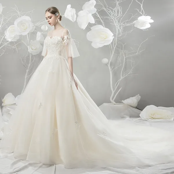 Chic / Belle Champagne Robe De Mariée 2018 Princesse En Dentelle Appliques Paillettes Encolure Dégagée Dos Nu 3/4 Manches Cathedral Train Mariage