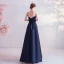 Vintage Marineblau Abendkleider 2020 A Linie Bandeau Strass Spitze Blumen Schleife Ärmellos Rückenfreies Lange Festliche Kleider
