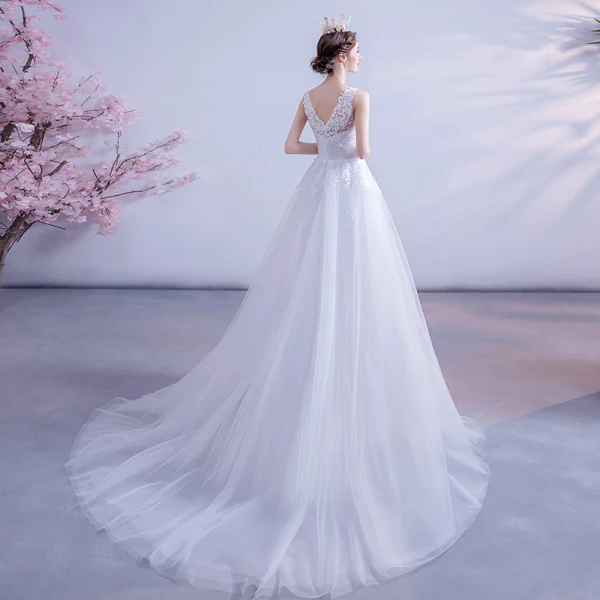 Abordable Blanche Robe De Mariée 2020 Princesse Encolure Dégagée En Dentelle Fleur Sans Manches Dos Nu Tribunal Train