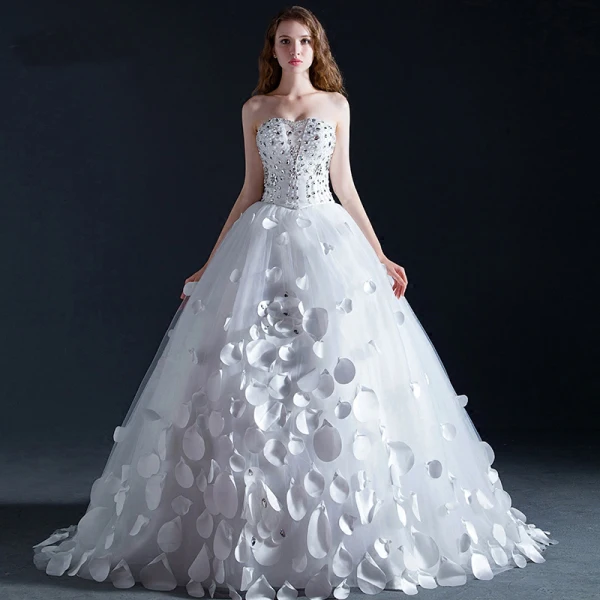 Fantastiske / Unike Hvit Brudekjoler 2018 Ballkjole Appliques Beading Rhinestone Kjæreste Ryggløse Uten Ermer Royal Train Bryllup