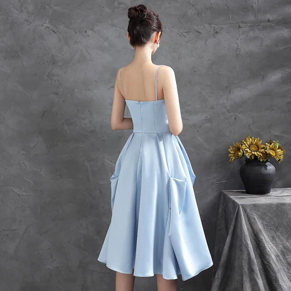 Chic / Beautiful Sky Blue Satin Homecoming Graduation Dresses 2021 A-Line / Princess Spaghetti Straps Sleeveless Backless Tea-length Formal Dresses
