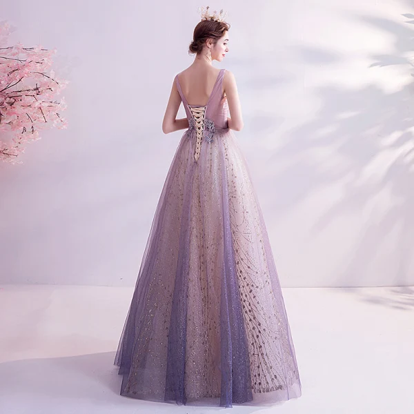 Charmant Glitter Violet Robe De Soirée 2020 Princesse V-Cou Perlage Perle En Dentelle Fleur Sans Manches Dos Nu Longue Robe De Ceremonie