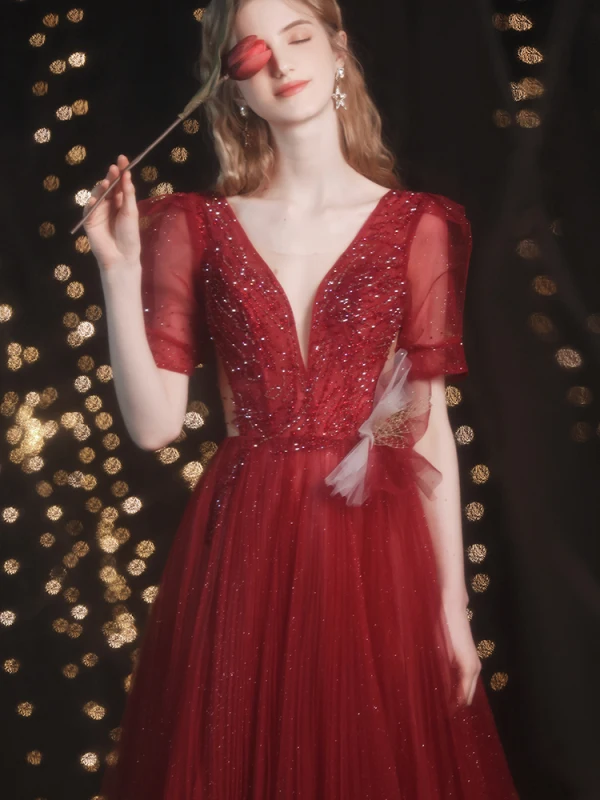 Chic / Beautiful Burgundy Glitter Prom Dresses 2021 A-Line / Princess V-Neck Beading Rhinestone Sequins Short Sleeve Backless Floor-Length / Long Formal Dresses