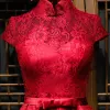 Piękne Czerwone Sukienki Wizytowe Sukienki Wieczorowe 2017 Z Koronki Kwiat Kokarda Krótkie Wysokiej Szyi Kótkie Rękawy Princessa