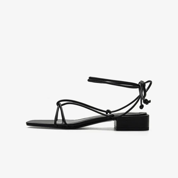 Sexy Schlicht Schwarz Strassenmode Sandalen Damen 2020 Knöchelriemen Low Heel Thick Heels Peeptoes Sandaletten