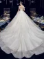 Charmant Champagne En Dentelle Robe De Mariée 2020 Princesse De l'épaule Perlage Paillettes Faux Diamant Manches Courtes Dos Nu Royal Train