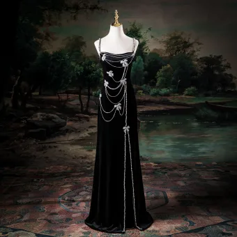 Sexy Noire Faux Diamant Noeud Fendue Devant Robe De Soirée 2025 Princesse Bretelles Spaghetti Sans Manches Dos Nu Longue Soirée Robe De Ceremonie