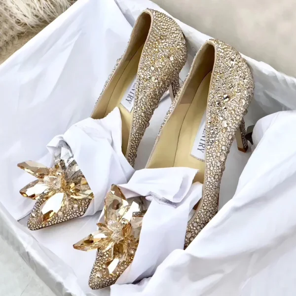 Charmant Champagne Cristal Chaussure De Mariée 2020 Faux Diamant 9 cm Talons Aiguilles À Bout Pointu Mariage Escarpins