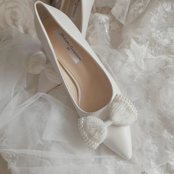 Élégant Ivoire Fait main Satin Perle Noeud Chaussure De Mariée 2020 10 cm Talons Aiguilles À Bout Pointu Escarpins