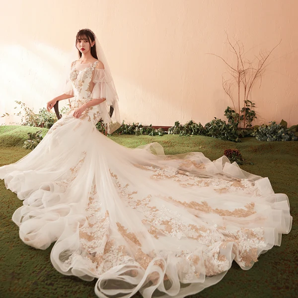 Sexy Champagne Wedding Dresses 2018 Trumpet / Mermaid Appliques Lace Sequins Scoop Neck 1/2 Sleeves Chapel Train Wedding