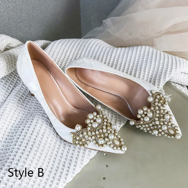Elegant White Pearl Rhinestone Wedding Shoes 2020 7 cm Stiletto Heels Pointed Toe Wedding Pumps