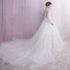 Vintage / Originale Blanche Robe De Mariée 2018 Princesse En Dentelle Perle Bouton recouvert Col Haut Manches Longues Chapel Train Mariage