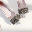 Charmant Glanz Pailletten Silber Brautschuhe 2020 Leder Strass 3 cm Stilettos Low Heel Spitzschuh Hochzeit Pumps