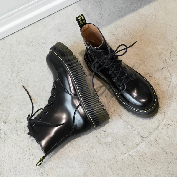 Fashion Black Street Wear Leather Round Toe Womens Boots 2020
