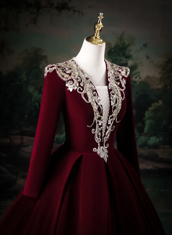 Elegant Burgundy Beading Sequins Velvet Prom Dresses 2025 Ball Gown V-Neck Long Sleeve Floor-Length / Long Prom Formal Dresses