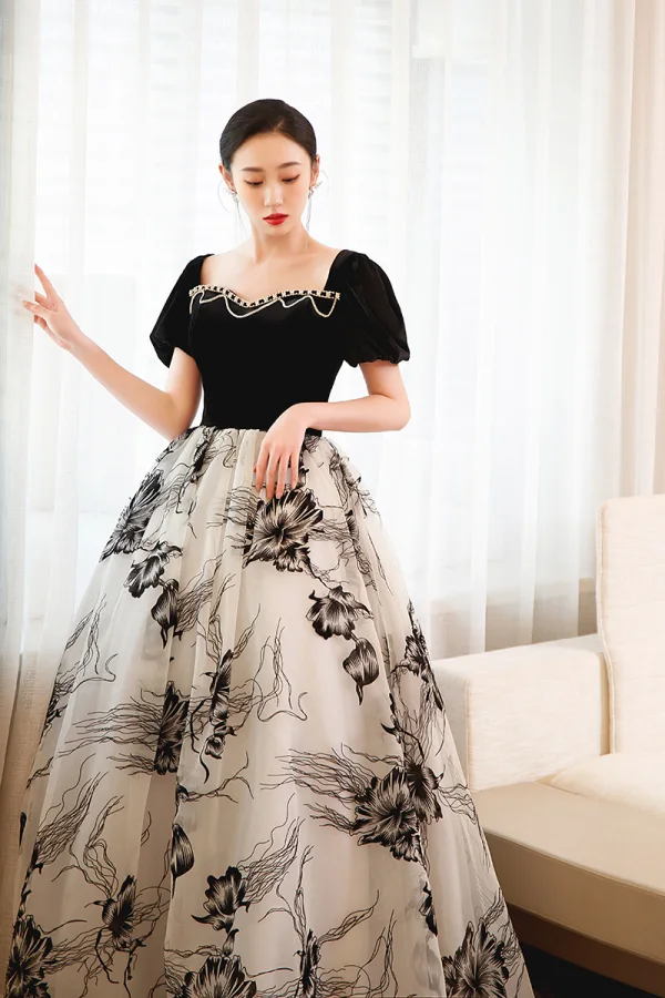 Élégant Noire Robe De Bal 2023 Princesse Faux Diamant Encolure Carrée Manches Courtes Dos Nu Longue Promo Robe De Ceremonie