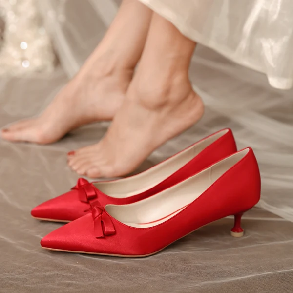 Elegant Ivory Bow Wedding Shoes 2020 3 cm Stiletto Heels Low Heel Pointed Toe Wedding Pumps