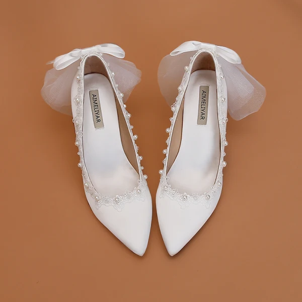 Eleganta Elfenben Brudskor 2020 Läder Spets Pärla Rosett 9 cm Stilettklackar Spetsiga Bröllop Pumps