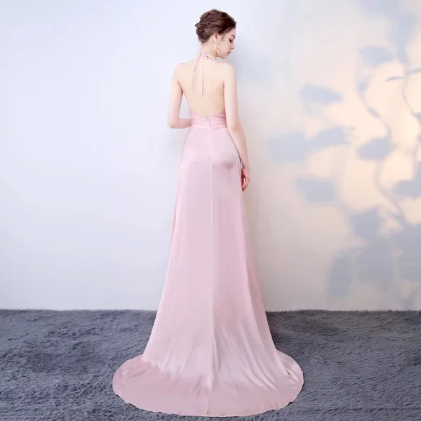 Sexy Rosa Rückenfreies Abendkleider 2018 A Linie Schleife Neckholder Ärmellos Sweep / Pinsel Zug Festliche Kleider