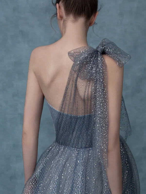 Bling Bling Mode Bleu Ciel Glitter Robe De Bal 2021 Princesse Une épaule Perle Paillettes Ceinture Manches Courtes Dos Nu Longue Promo Robe De Ceremonie