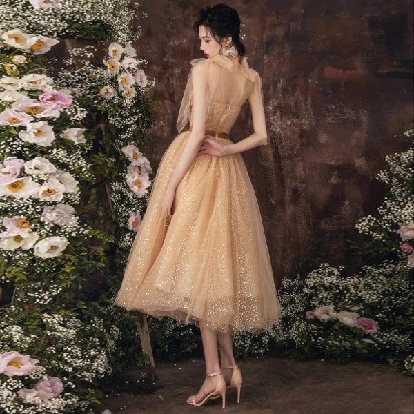 Chic / Beautiful Champagne Sequins Homecoming Graduation Dresses 2021 A-Line / Princess V-Neck Sleeveless Sash Tea-length Formal Dresses