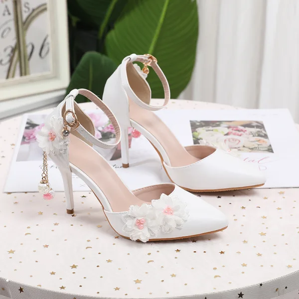 Schöne Weiß Ball Damenschuhe 2020 Perle Spitze Blumen Knöchelriemen 9 cm Stilettos Spitzschuh High Heels