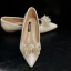 Elegant Ivory Lace Flower Rhinestone Flat Wedding Shoes 2020 Leather Pearl Pointed Toe Wedding Heels