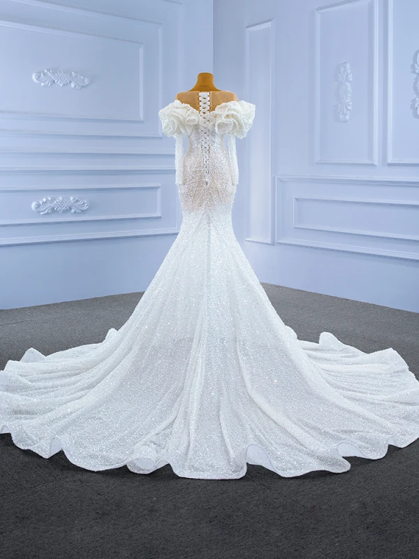 Luxury / Gorgeous Ivory Wedding Dresses 2021 Trumpet / Mermaid Beading Pearl Rhinestone Sequins Scoop Neck Long Sleeve Chapel Train Wedding