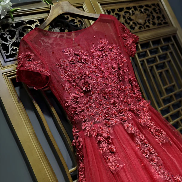 Chic / Belle Rouge Robe De Ceremonie Robe De Soirée 2017 Dentelle Fleur Perle Encolure Dégagée Manches Courtes Courte Princesse
