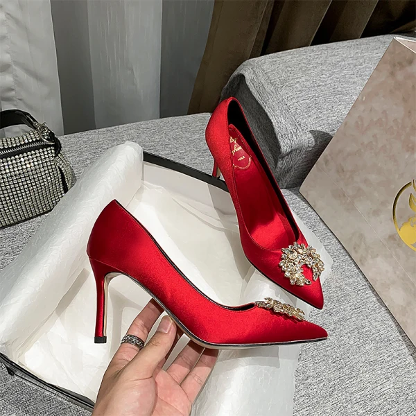 Elegant Ivory Satin Rhinestone Wedding Shoes 2021 8 cm Stiletto Heels High Heels Pointed Toe Wedding Pumps
