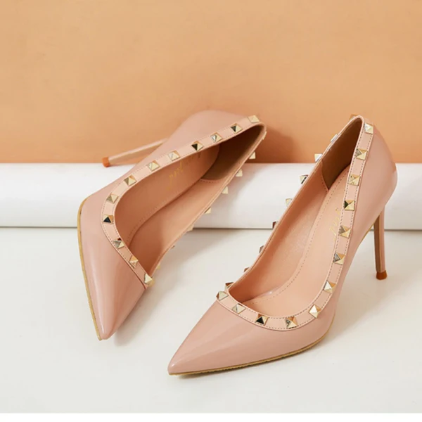 Charming Black Evening Party Rivet Pumps 2021 Leather 10 cm Stiletto Heels High Heels Pointed Toe Pumps