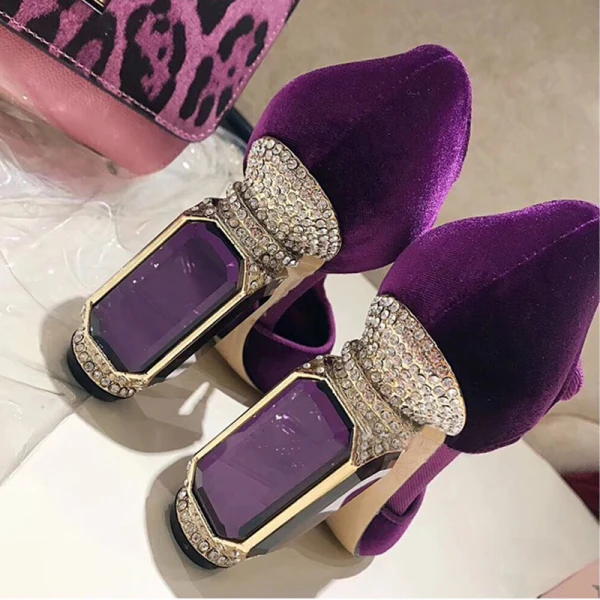 Charmant Vert Foncé Promo Faux Diamant Daim Sandales Femme 2021 Cuir 10 cm Pierres précieuses synthétiques Talons Épais T-Strap À Bout Rond Talons Hauts