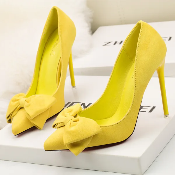 Affordable Red Outdoor / Garden Suede Pumps 2021 11 cm Stiletto Heels High Heels Pointed Toe Pumps