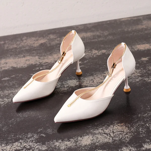 Charmant Sexy Weiß Abend Sandalen Damen 2021 T-Riemen 6 cm Stilettos Spitzschuh Sandaletten Hochhackige